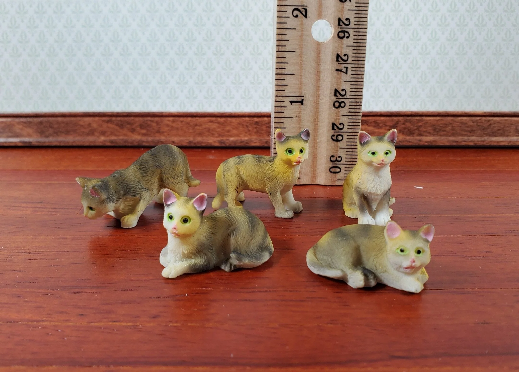5 Dollhouse Cats Tabby Tabbies Striped Kittens 1:12 Scale Animals Cats - Image 4
