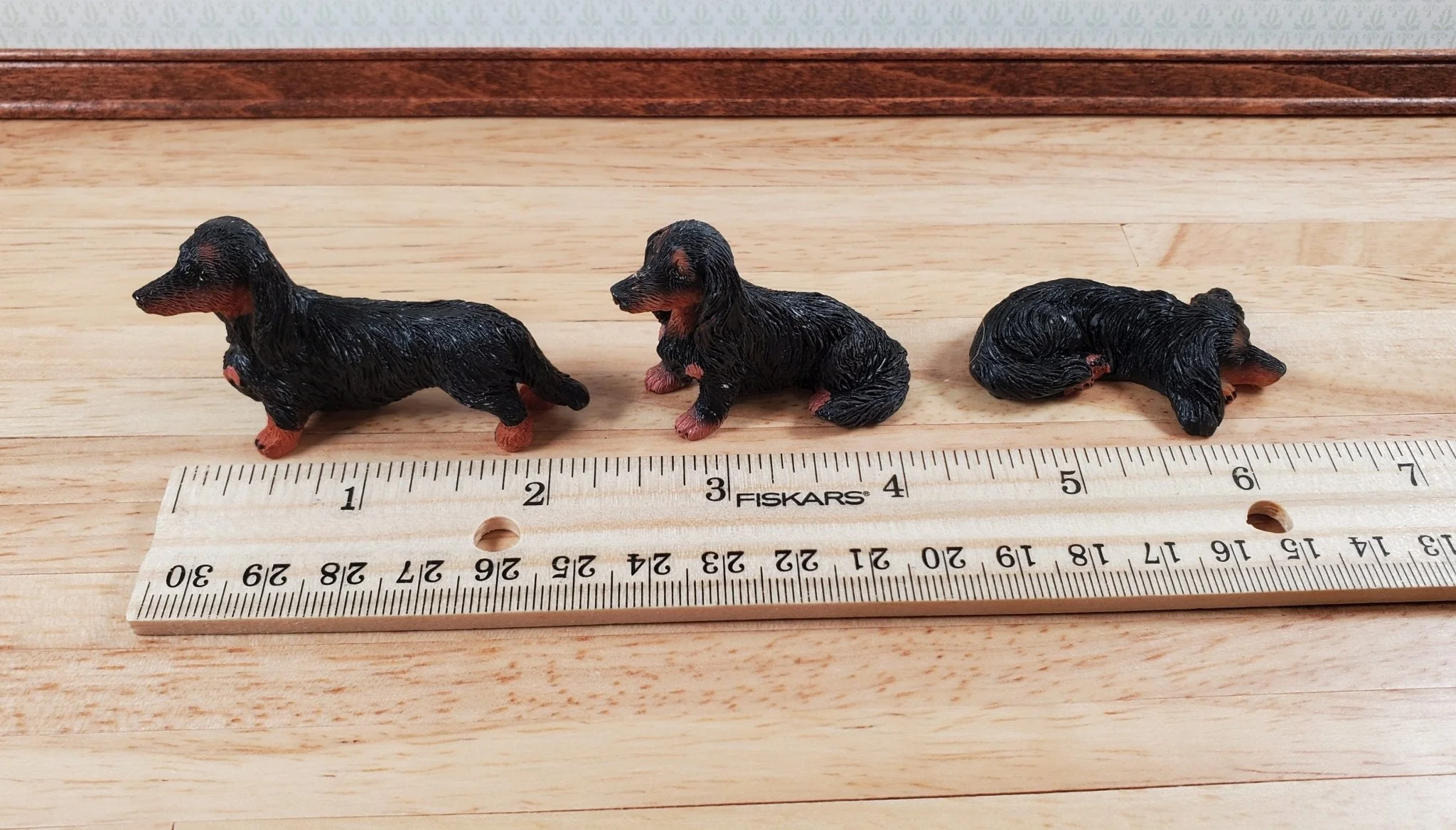 Dollhouse 1:6 Scale Dachshund Dogs Set of 3 Playscale Long Haired Puppy Pets - Image 5