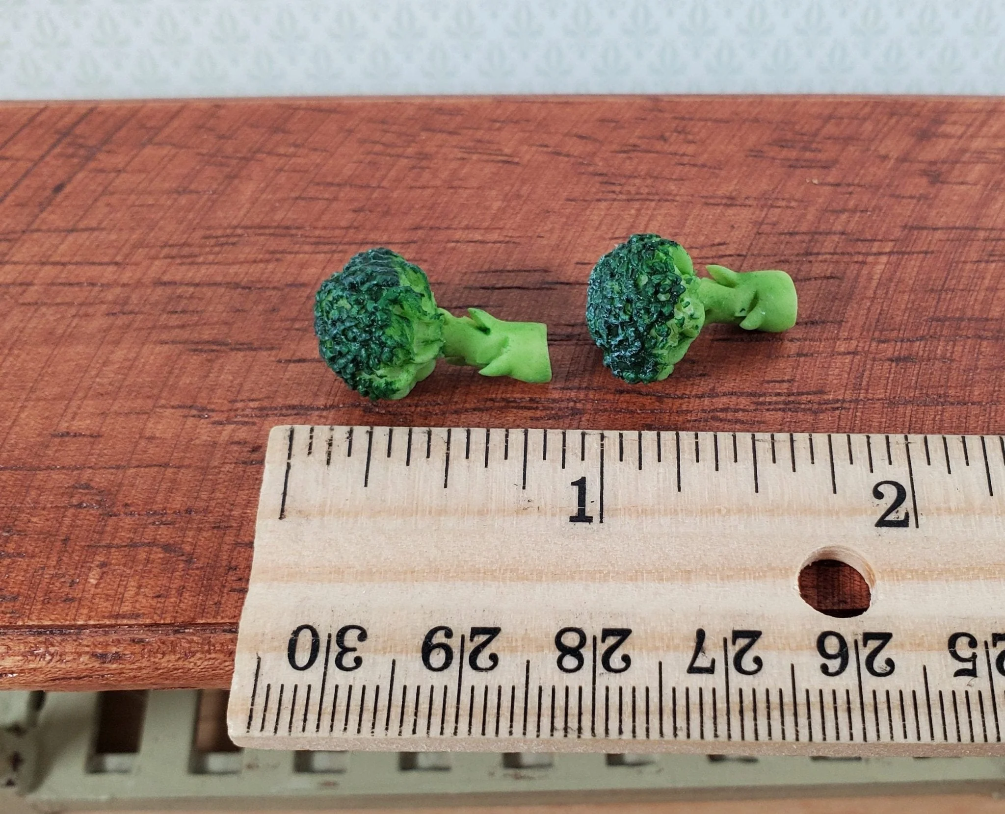 Dollhouse Broccoli 2 Heads 1:12 Scale Miniature Kitchen Food Vegetables - Image 4