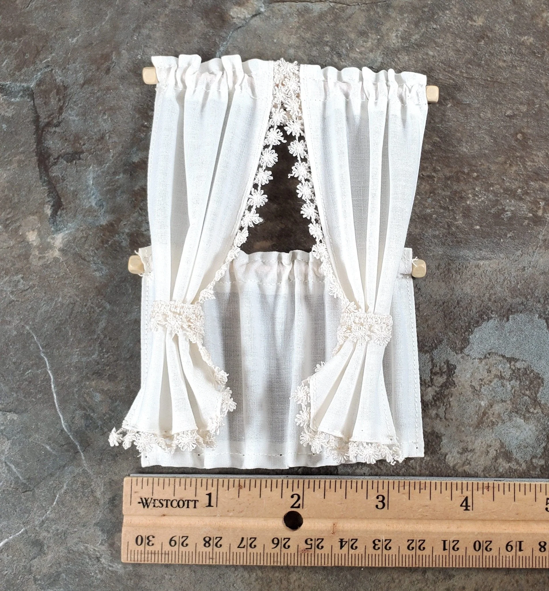 Dollhouse Cafe Curtains Ecru with Lace & Curtain Rod 1:12 Scale Miniature - Image 3