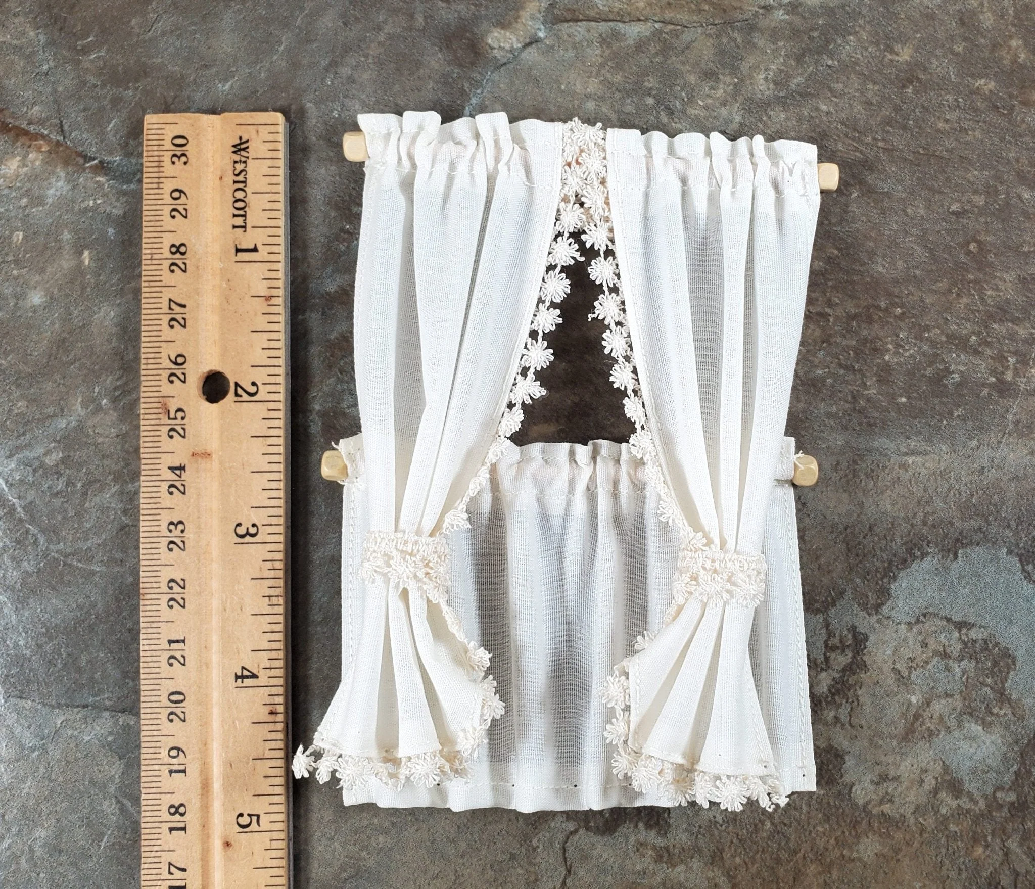 Dollhouse Cafe Curtains Ecru with Lace & Curtain Rod 1:12 Scale Miniature - Image 4