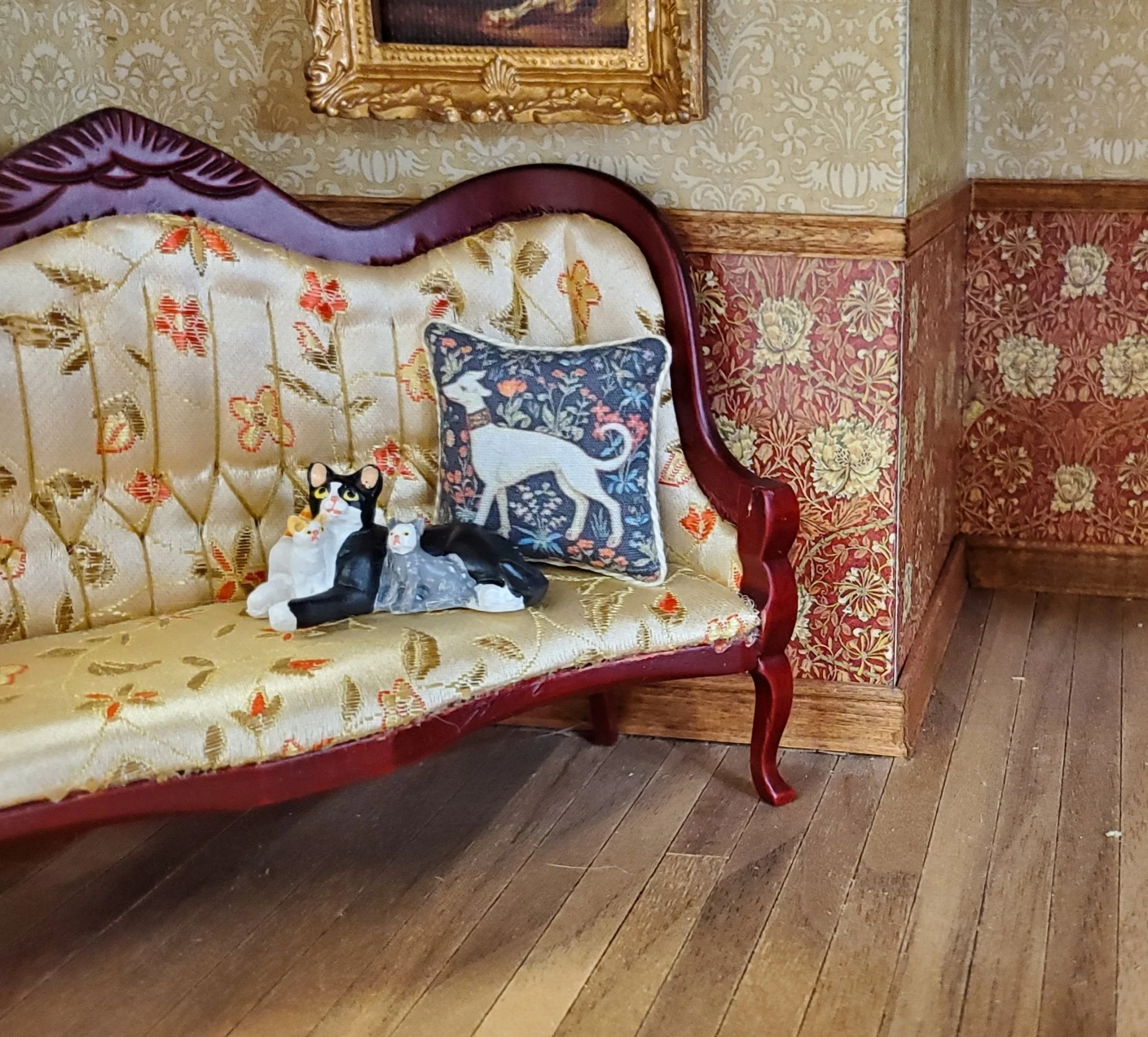 Dollhouse Cat with Kittens Tuxedo Black White Gray Orange 1:12 Scale Miniature - Image 4