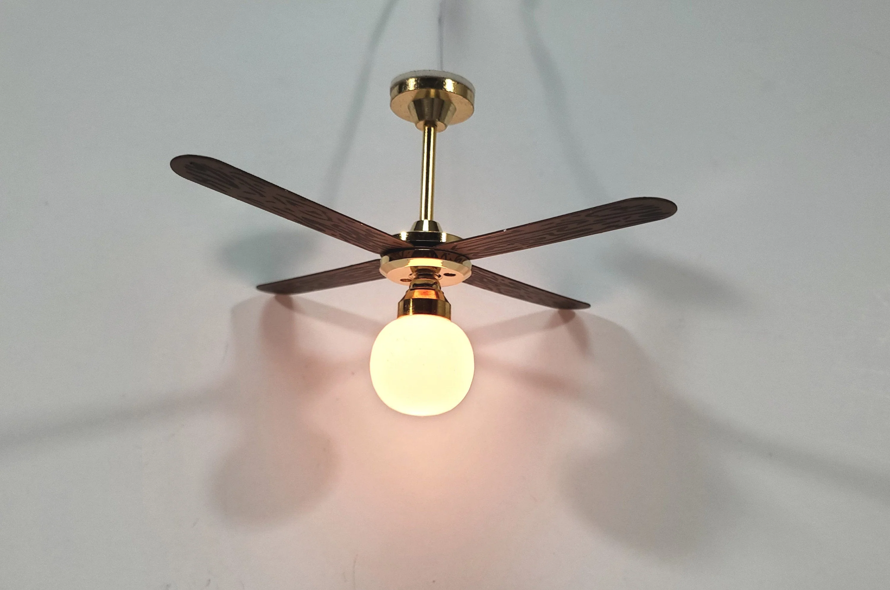 Dollhouse Ceiling Fan Light 4 Blade Plug In Electric 1:12 Scale Miniature 12 Volt - Image 3