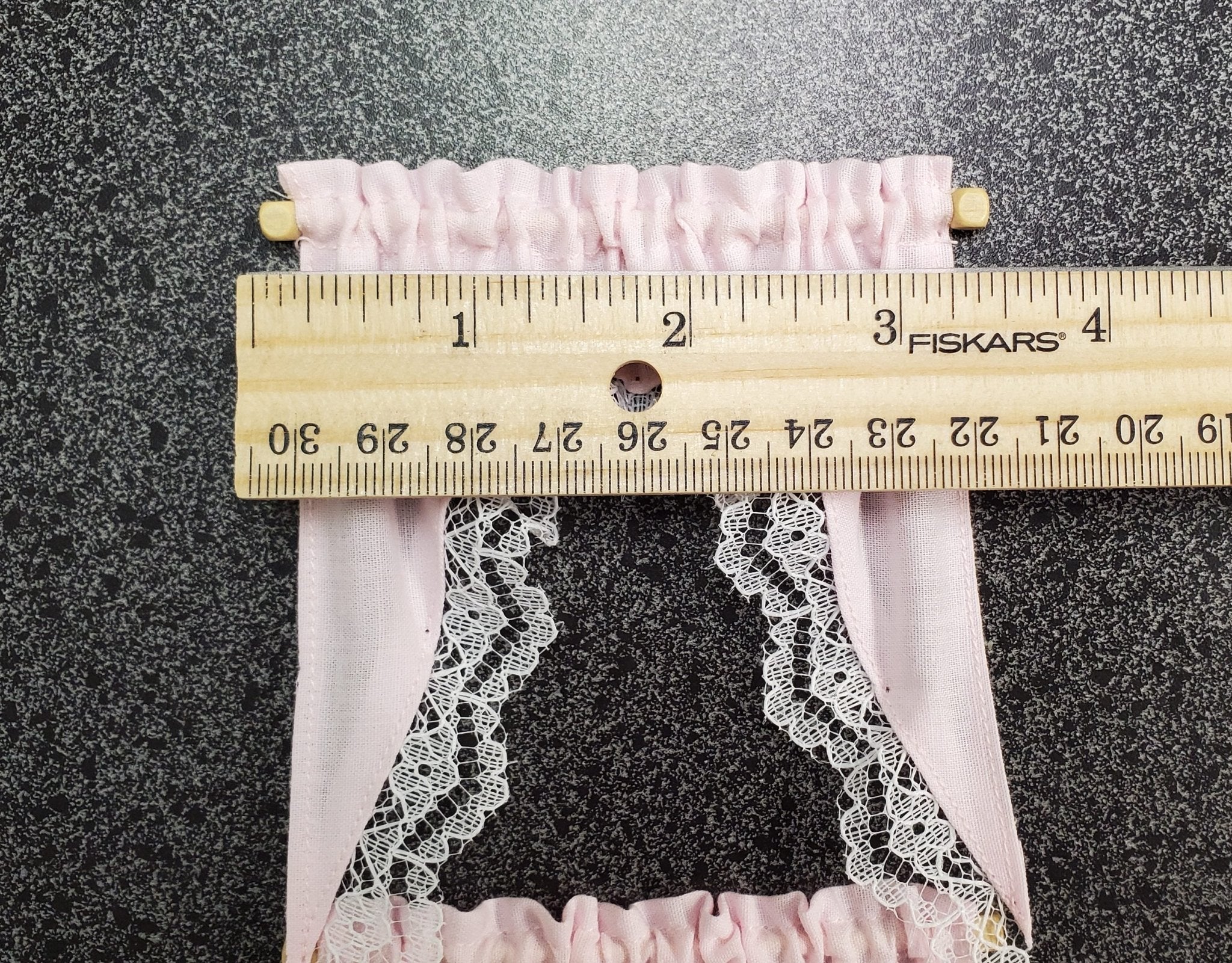 Dollhouse Curtains Cafe Style Light Pink With Lace Wood Curtain Rod 1:12 Scale - Image 5