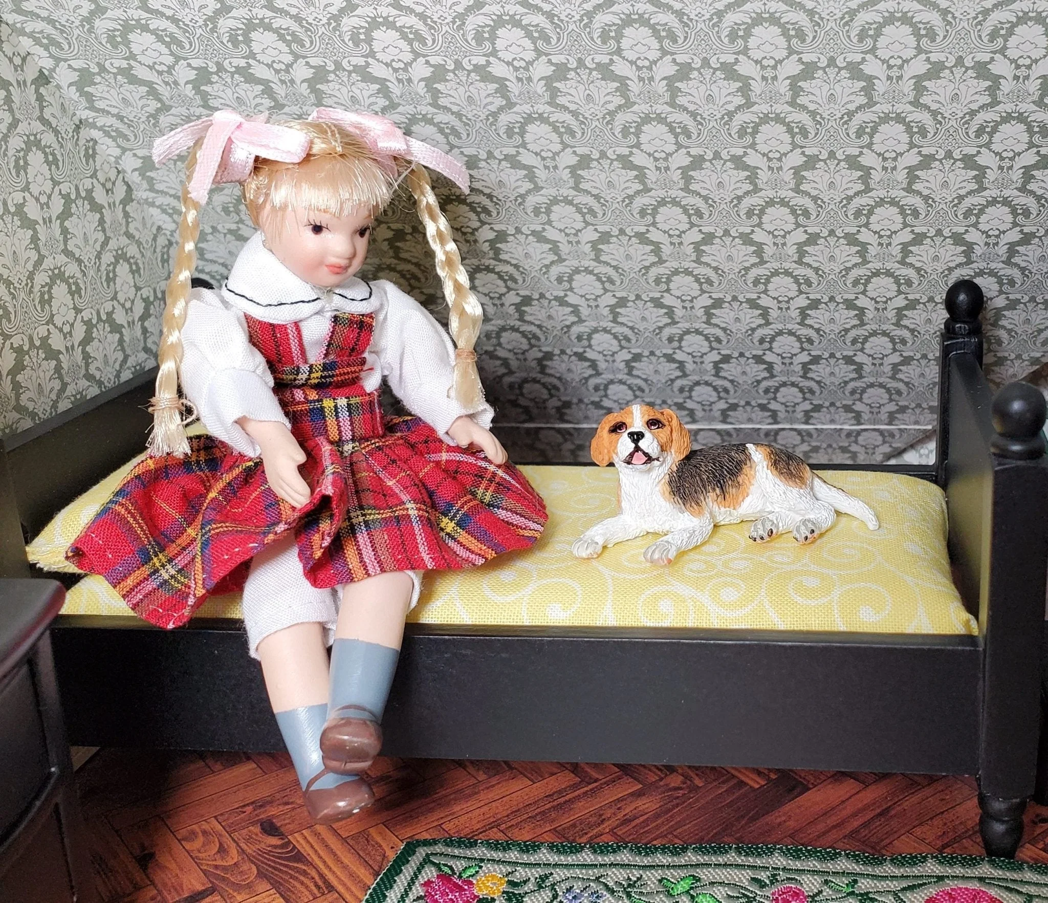 Dollhouse Dog Beagle Pet Standing 1:12 Scale Miniature Animal - Image 3