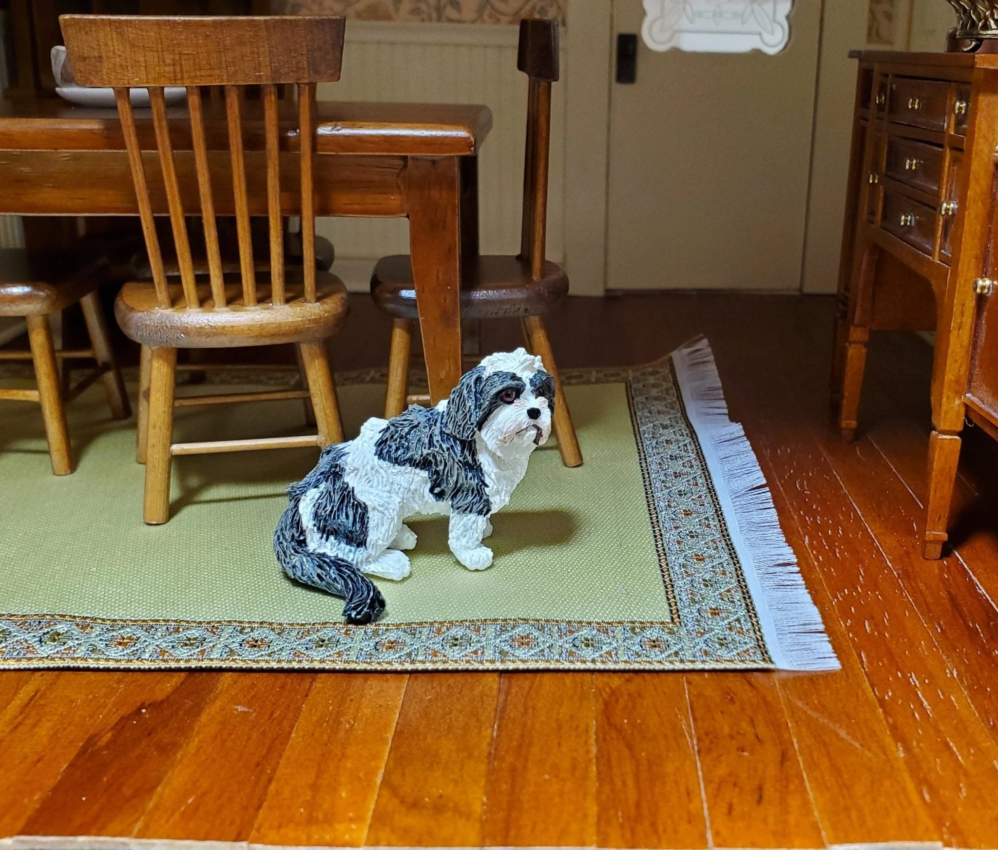 Dollhouse Dog Tibetan Terrier Sitting Black White 1:12 Scale Miniature Animal - Image 3