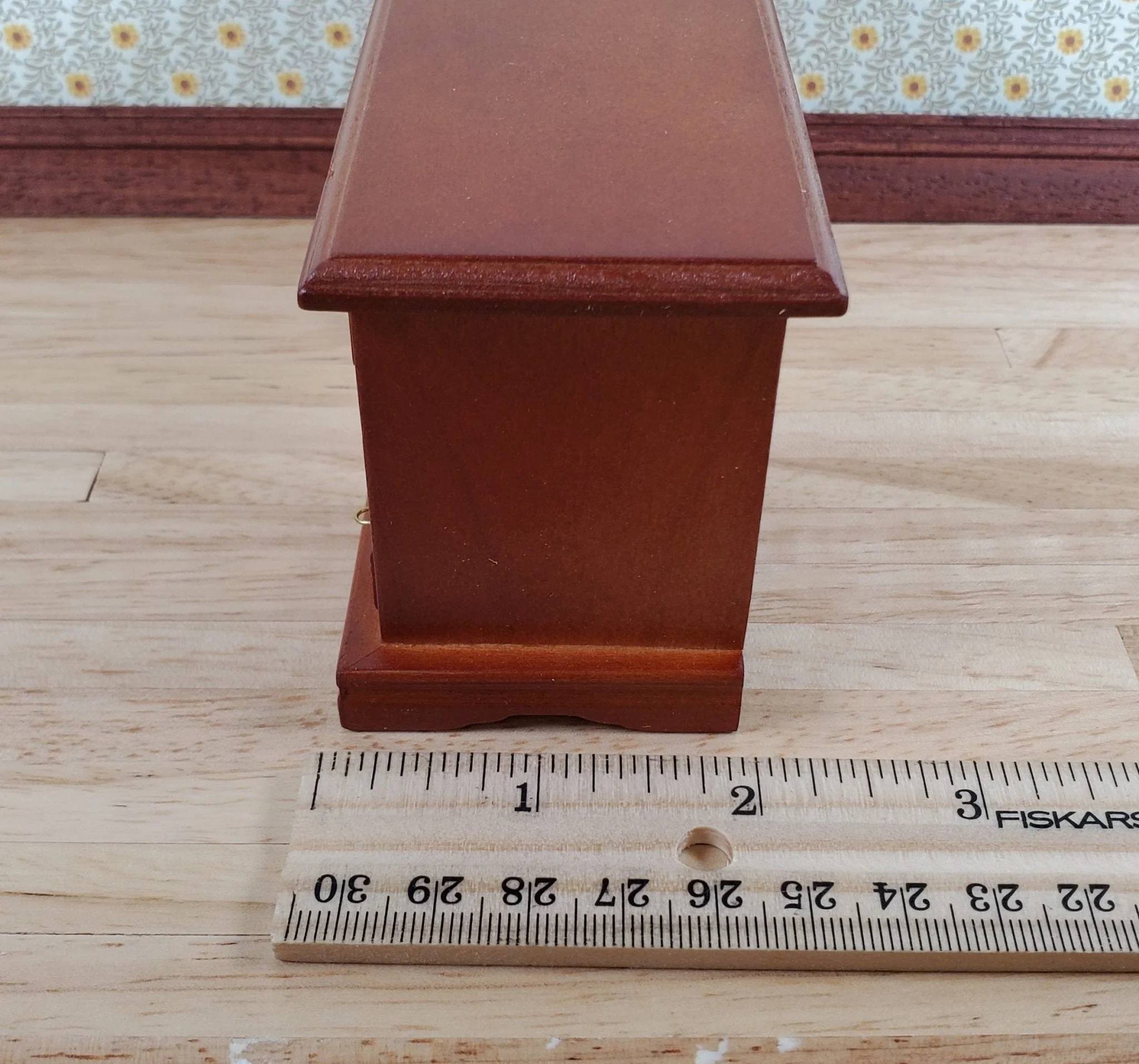Dollhouse Kneehole Writing Desk with Drawers 1:12 Scale Miniature Furniture - Image 6