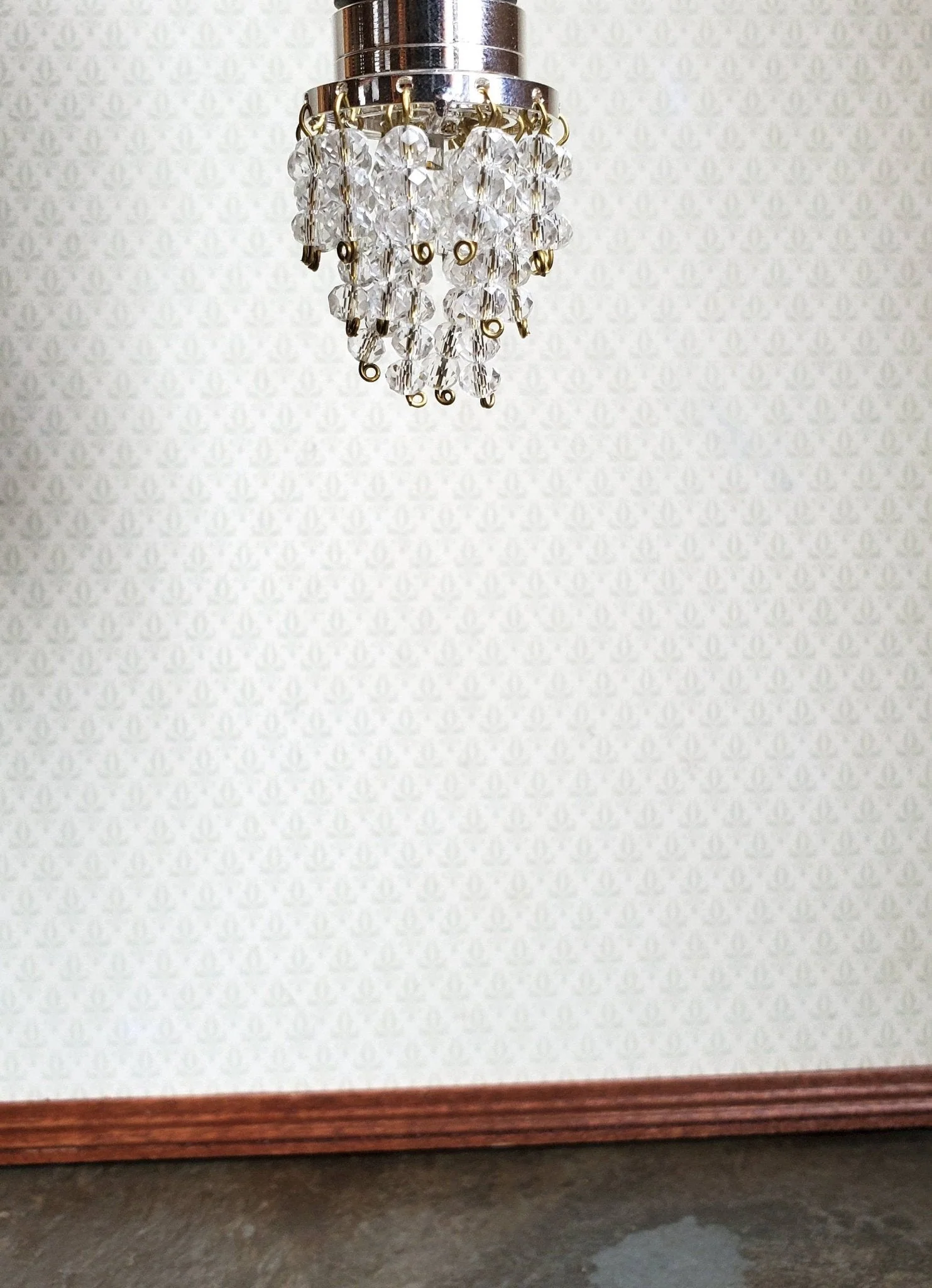Dollhouse Ceiling Light "Crystal" Beads 1:12 Scale Miniature Battery Operated - Image 3