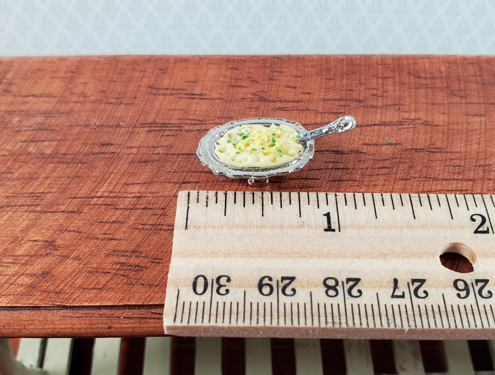Dollhouse Mashed Potatoes with Butter in Serving Dish 1:12 Scale Miniature - Image 4