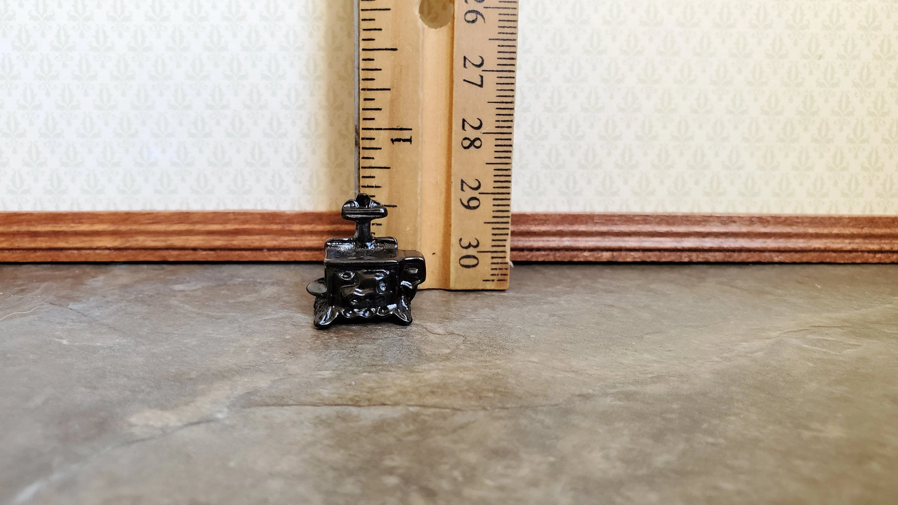 Dollhouse Miniature 1:144 Scale Stove Oven Black Large Micro Minis Furniture Metal - Image 3