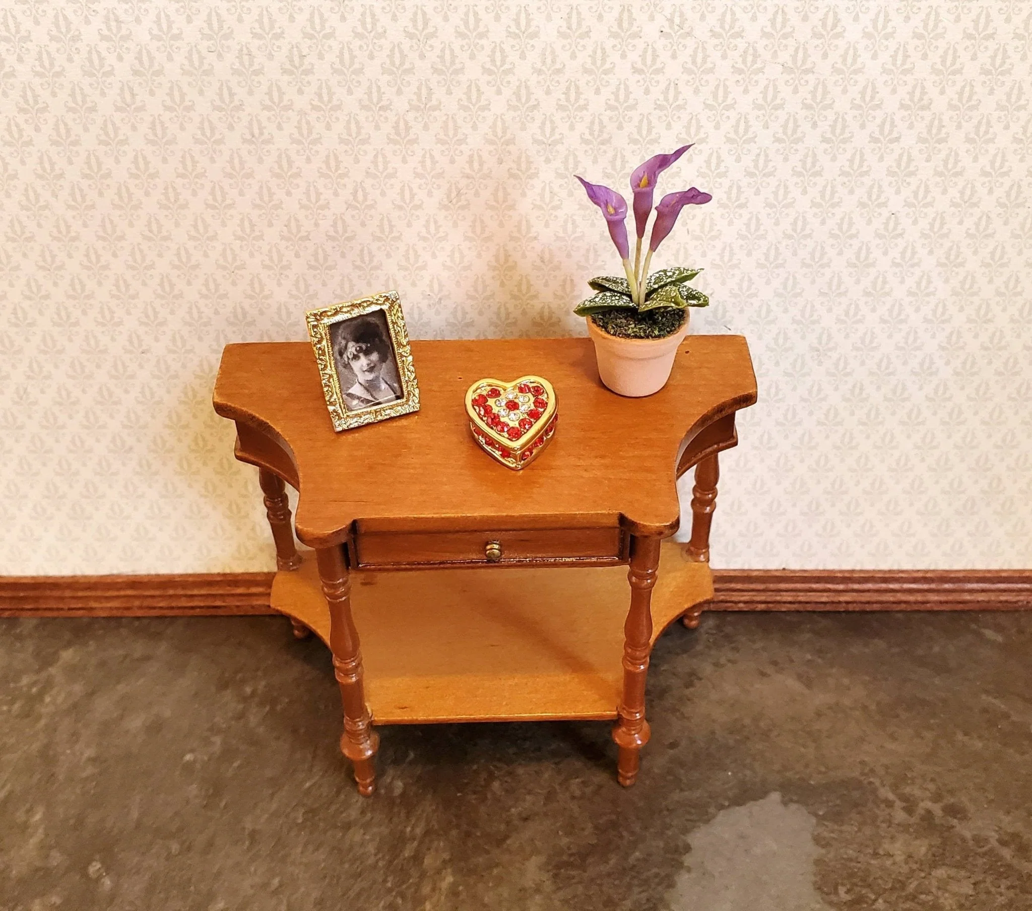 Dollhouse Jewelry Box with Ruby Red Jewels Heart Shape Opening Lid 1:12 Scale - Image 4