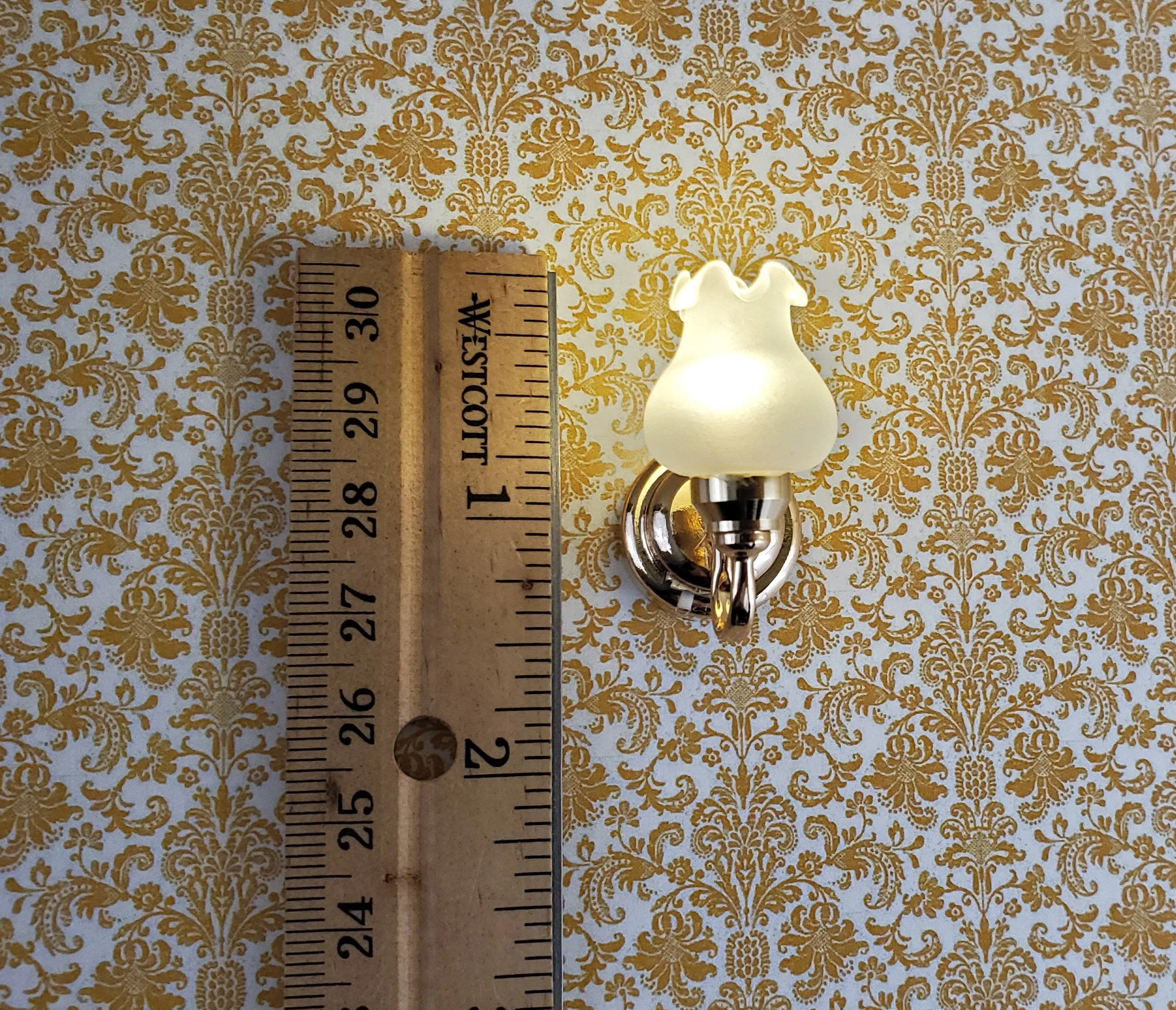 Dollhouse Miniature LED Battery Light Single Tulip Sconce 1:12 Scale - Image 5