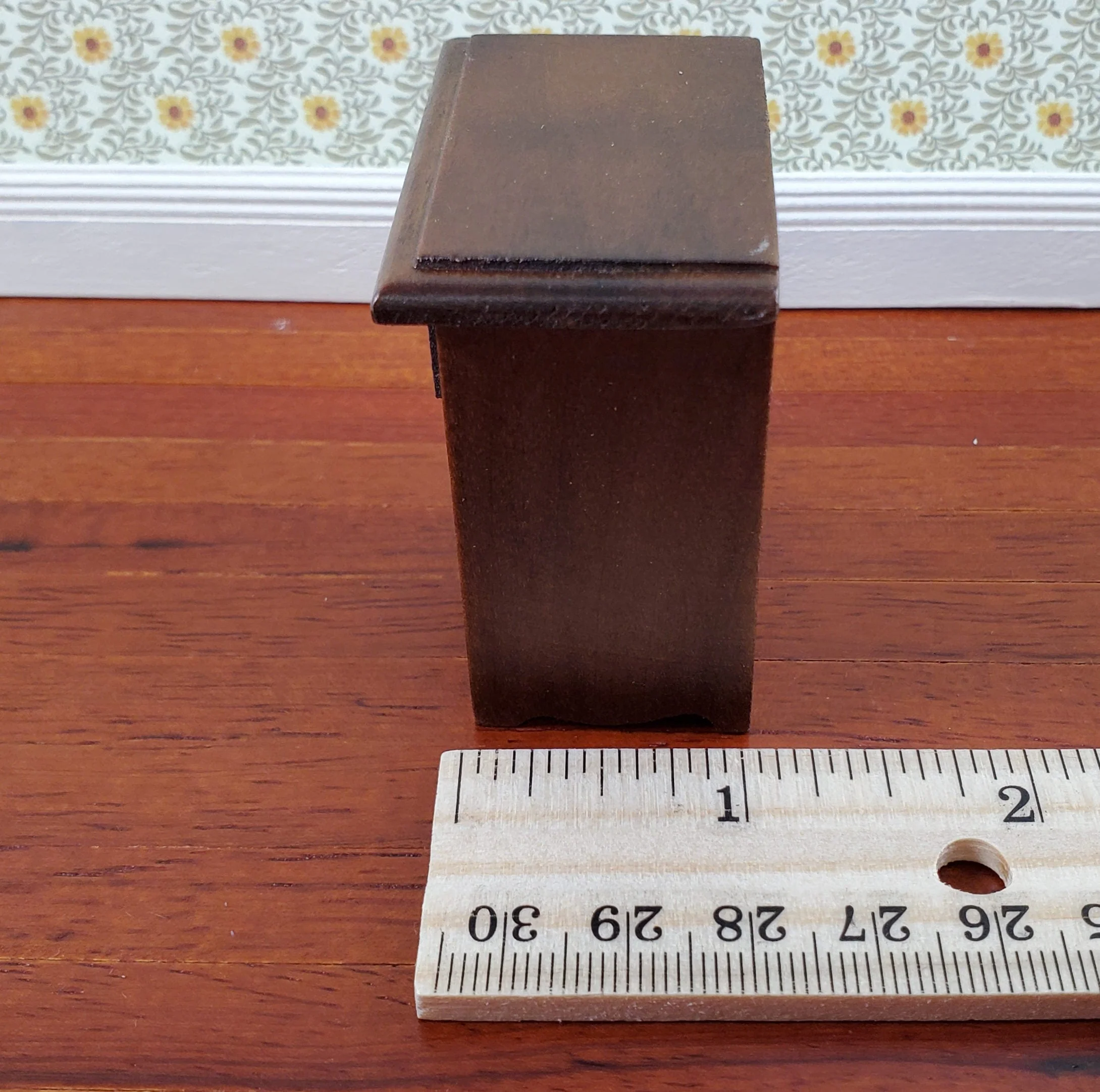 Dollhouse Miniature Nightstand Side Table with Drawer 1:12 Scale Furniture - Image 4