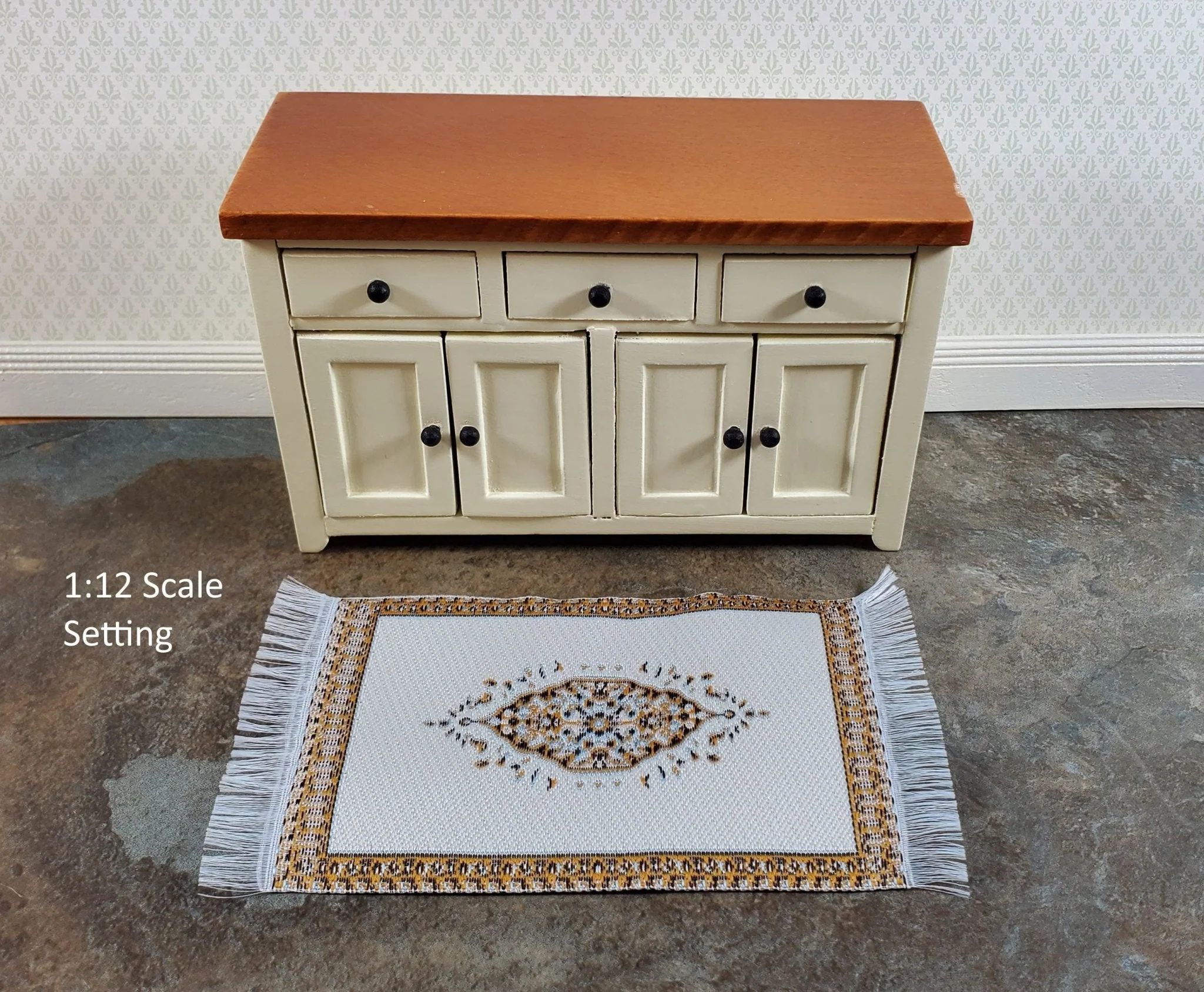 Dollhouse Rug Small HALF SCALE Beige Dark Gold 4 5/16" x 2 1/2" 1:24 Miniature - Image 3