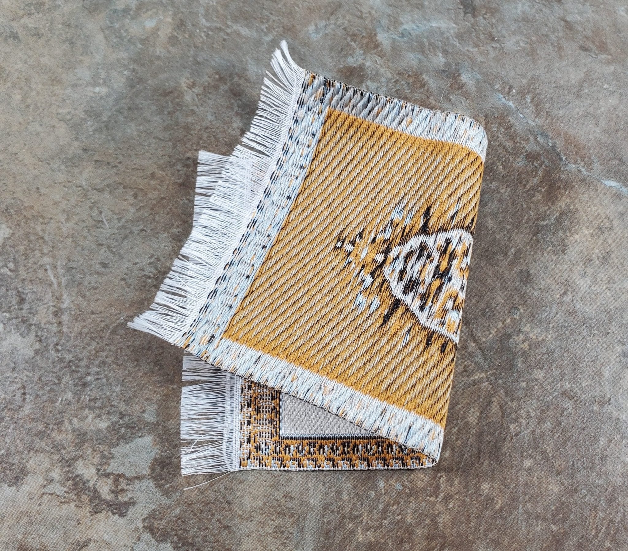 Dollhouse Rug Small HALF SCALE Beige Dark Gold 4 5/16" x 2 1/2" 1:24 Miniature - Image 4