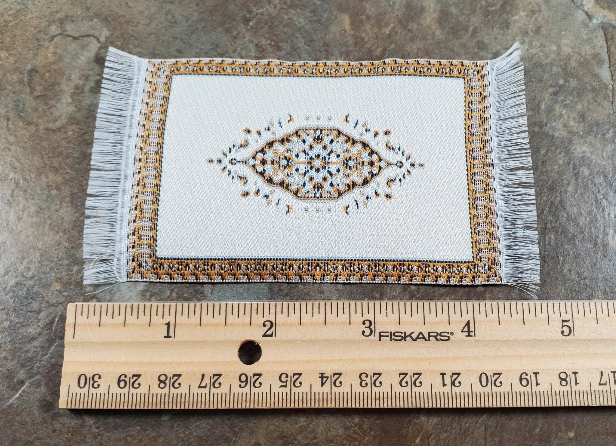 Dollhouse Rug Small HALF SCALE Beige Dark Gold 4 5/16" x 2 1/2" 1:24 Miniature - Image 5