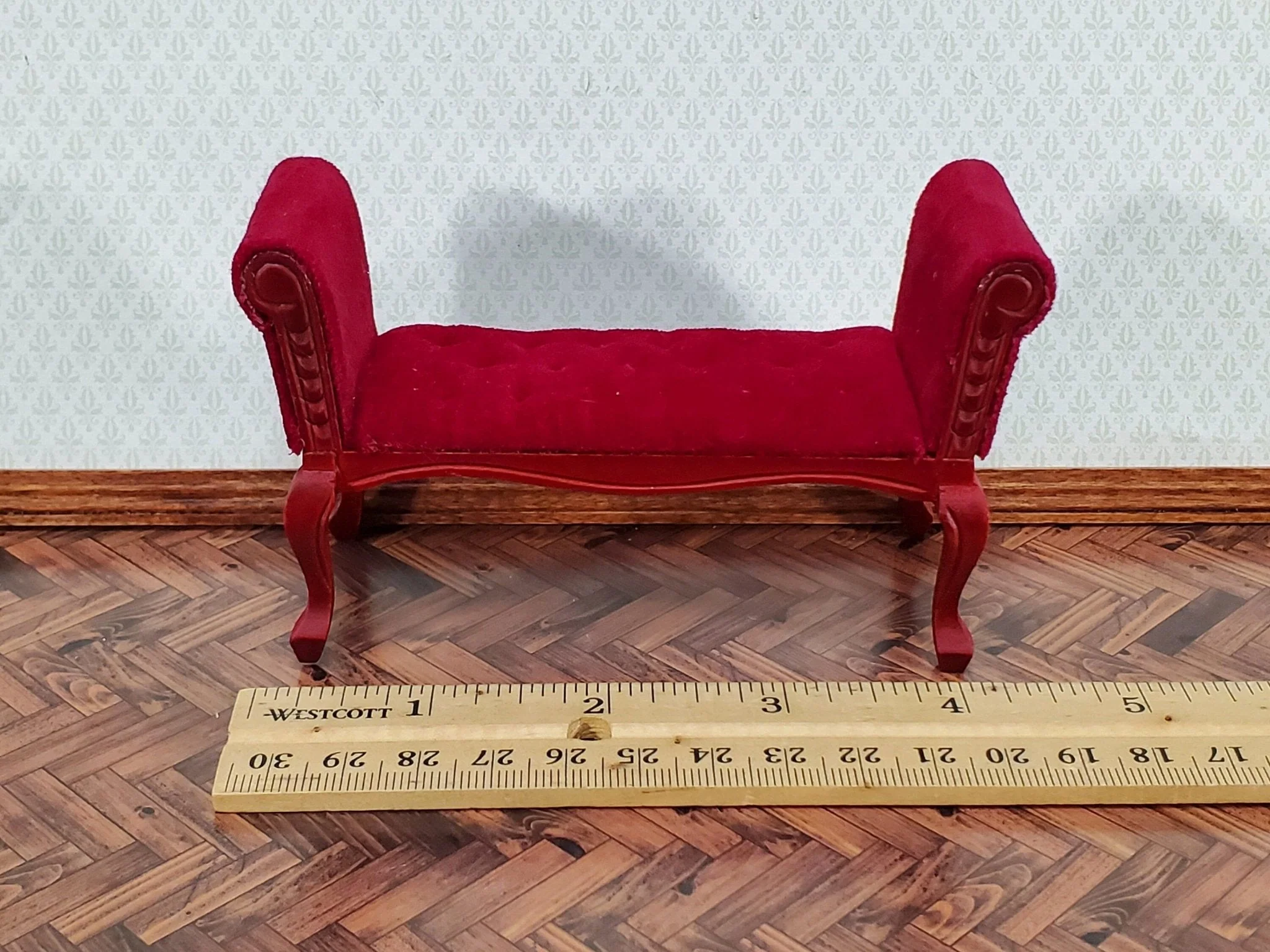 Dollhouse Settee Bench Red Padded Tufted Seat 1:12 Scale Miniature Furniture - Image 4