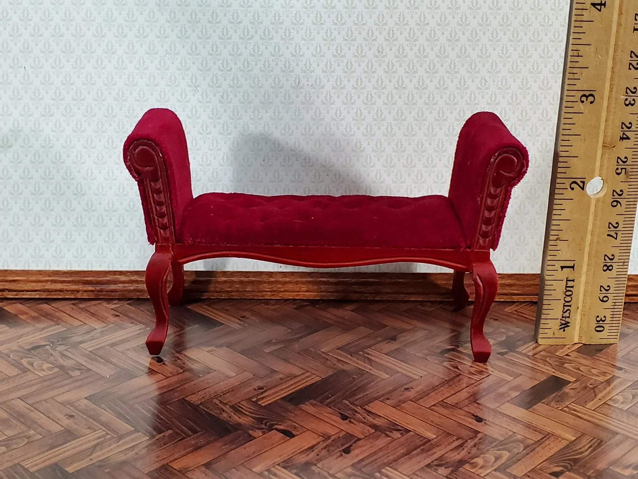 Dollhouse Settee Bench Red Padded Tufted Seat 1:12 Scale Miniature Furniture - Image 5
