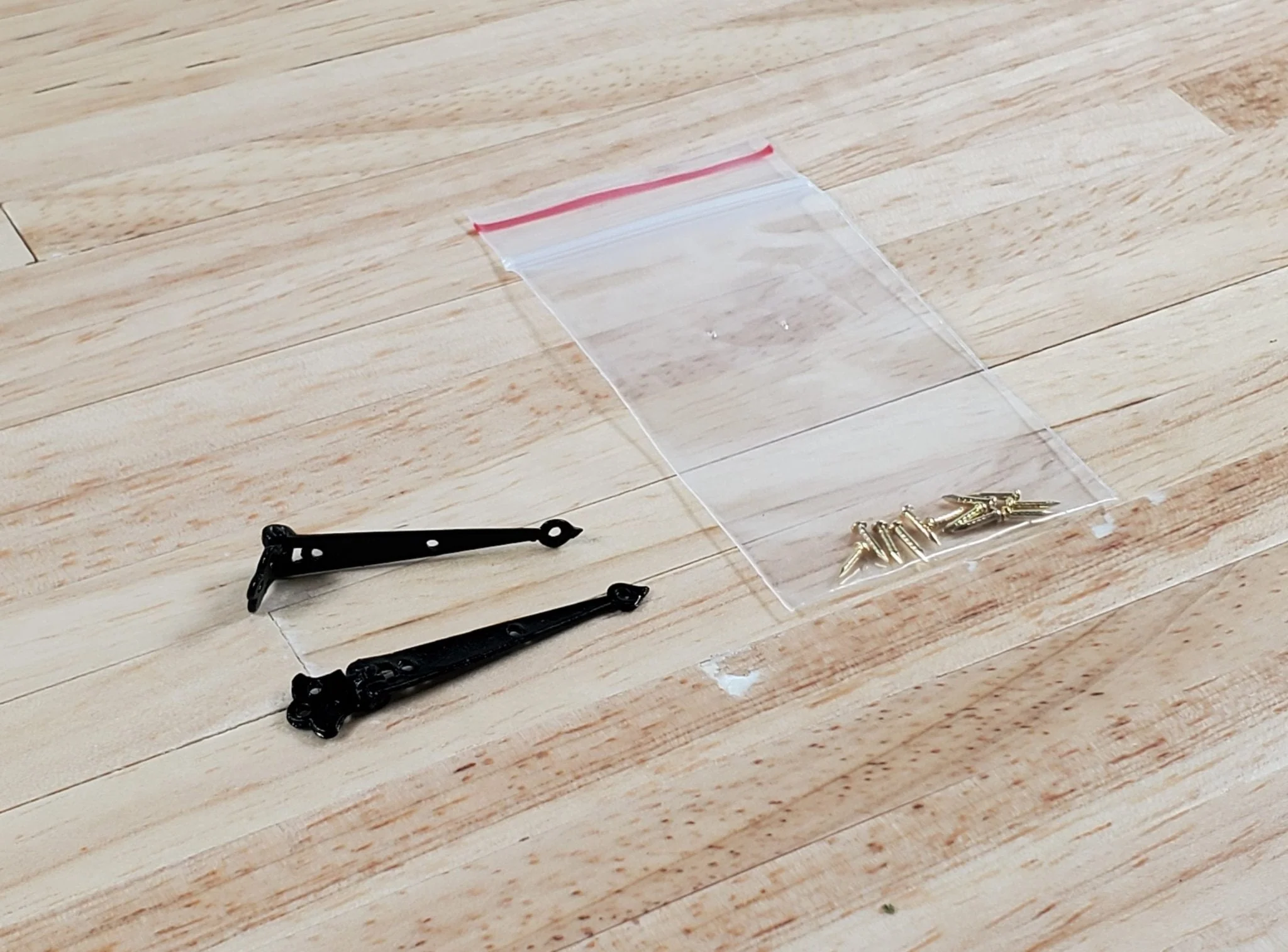 Dollhouse Strap Hinges Working x2 Large Antique Style Black Metal 1:12 Scale Dollhouse Miniatures - Image 3