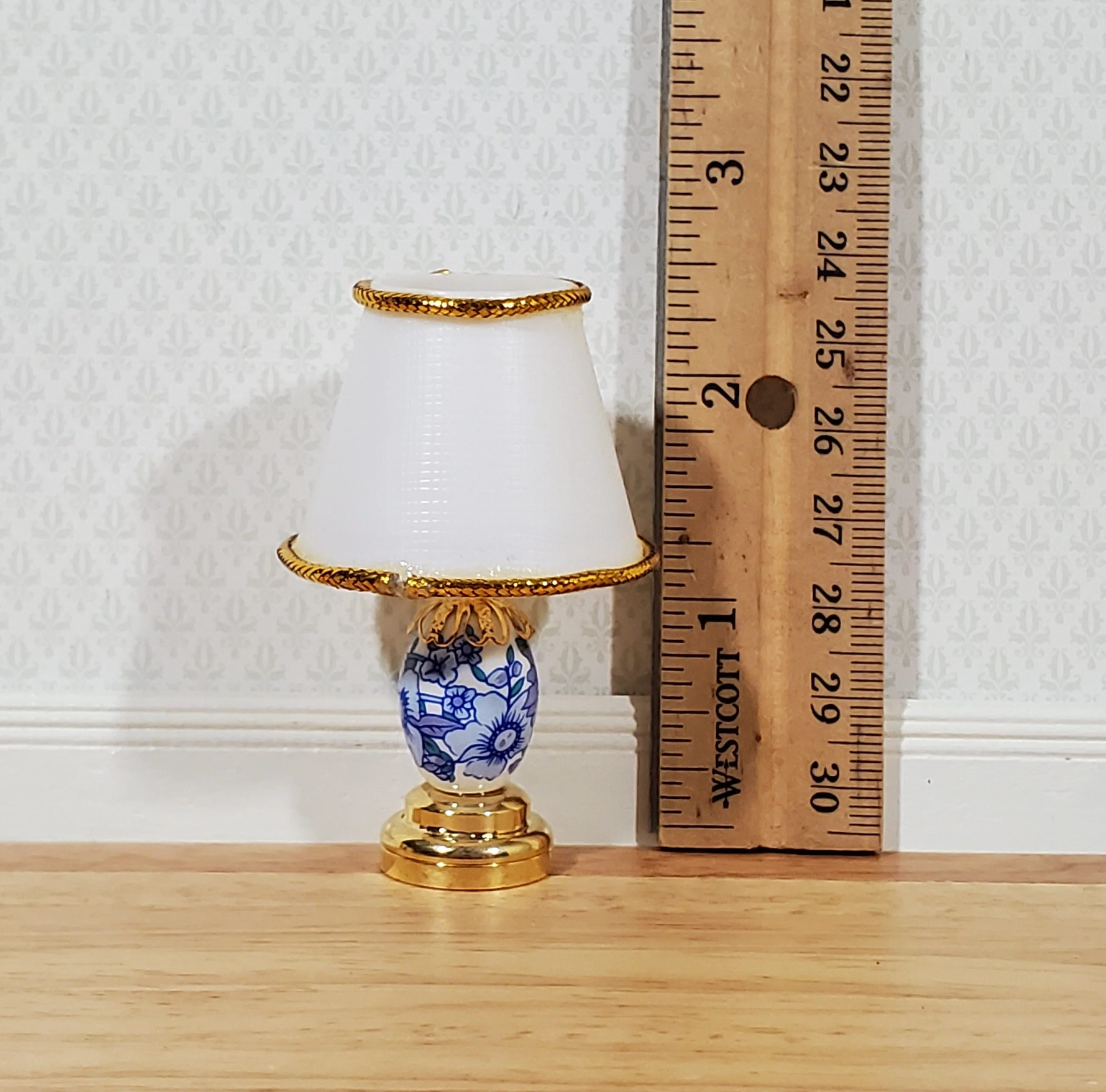 Dollhouse Table Lamp Battery Operated Light LARGE use in 1:12 or 1/6 Scale - Image 4