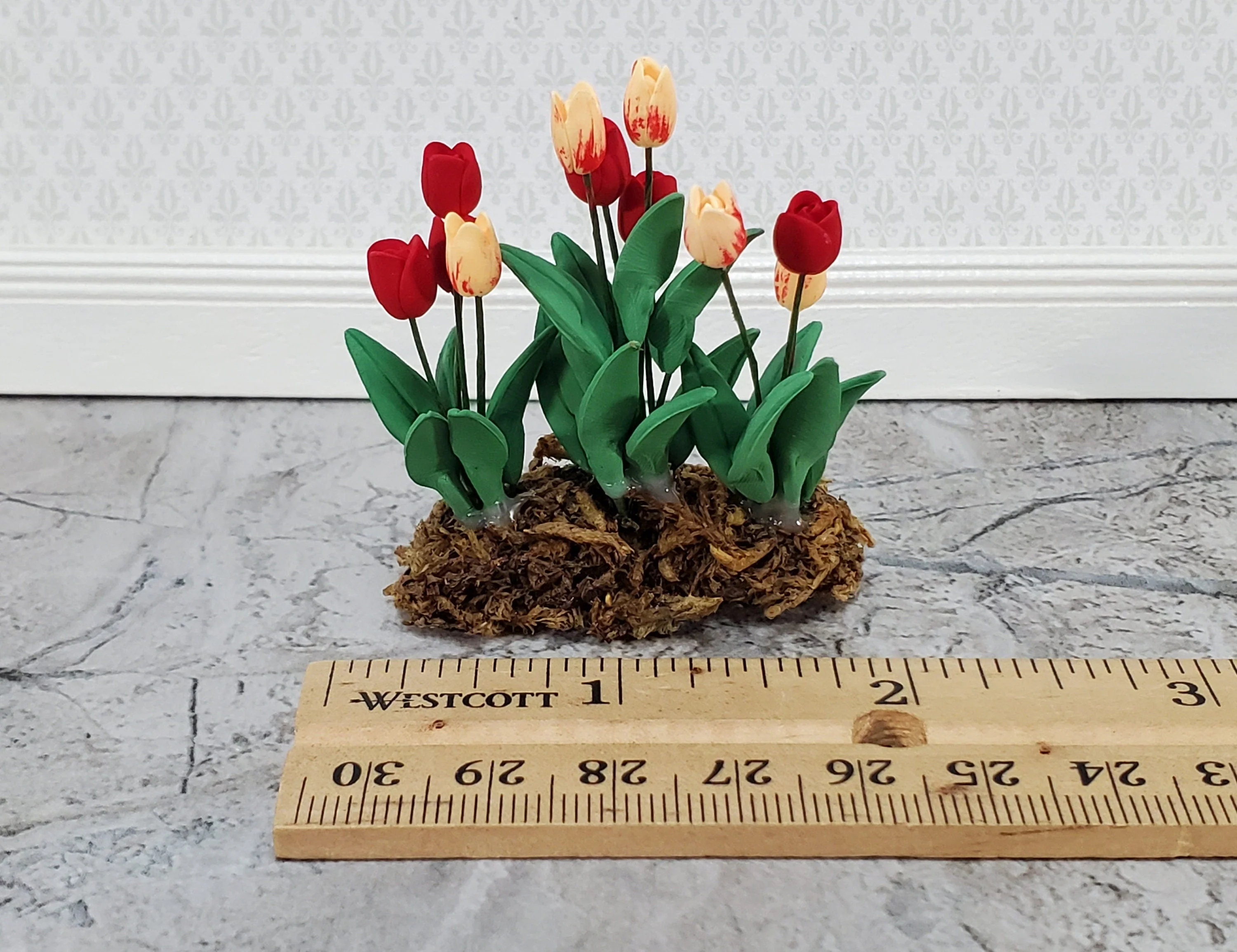 Dollhouse Tulips Flower Bed Border Red & Peach 1:12 Scale Miniature Garden - Image 4