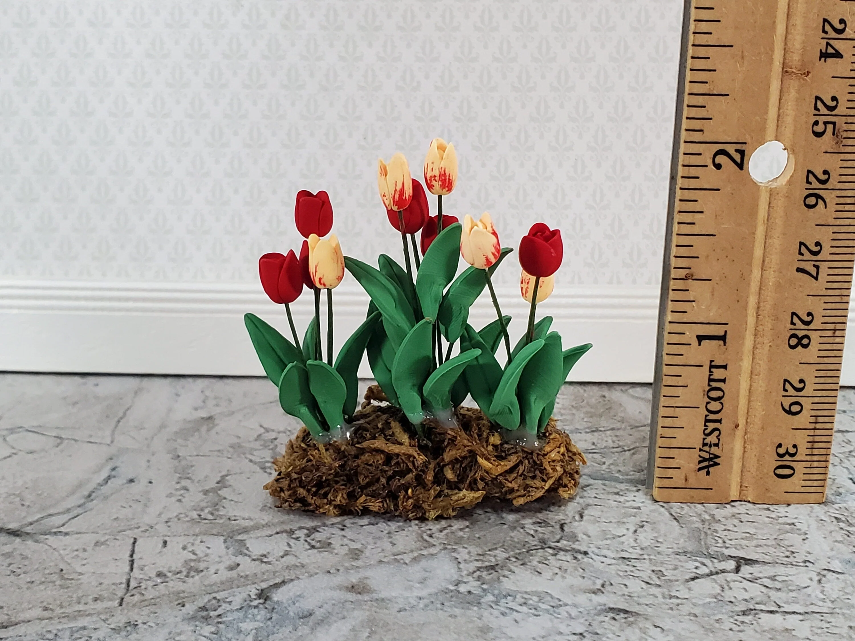 Dollhouse Tulips Flower Bed Border Red & Peach 1:12 Scale Miniature Garden - Image 5
