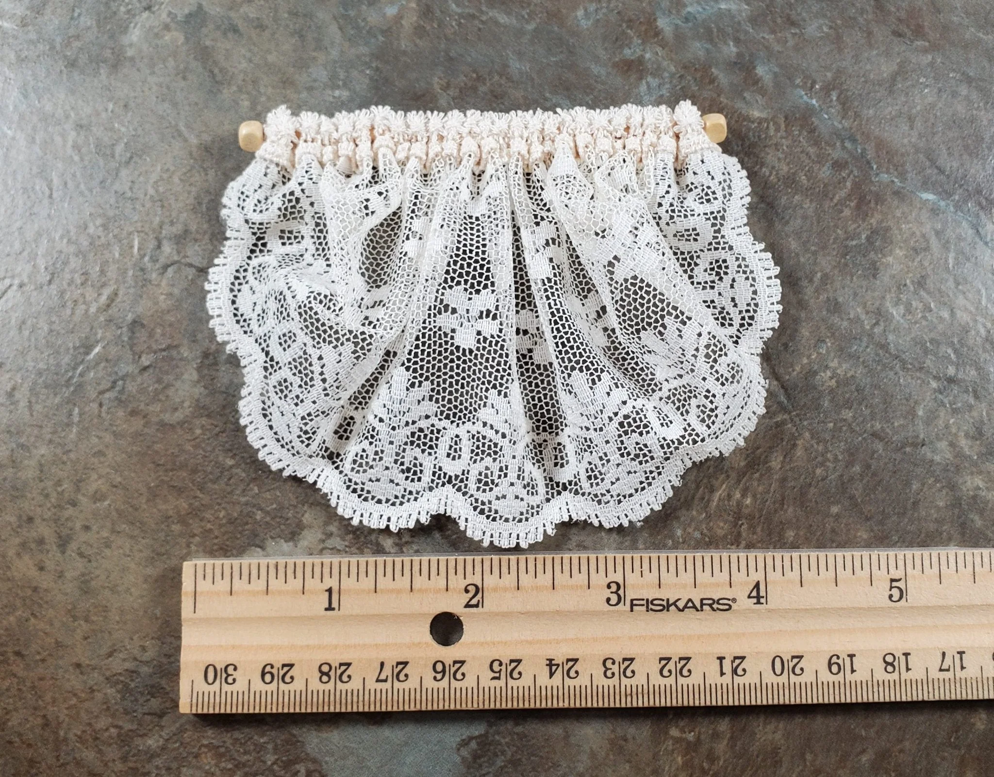 Dollhouse Valance Curtains Cream Lace Curtain Rod 1:12 Scale Miniature Handmade - Image 4
