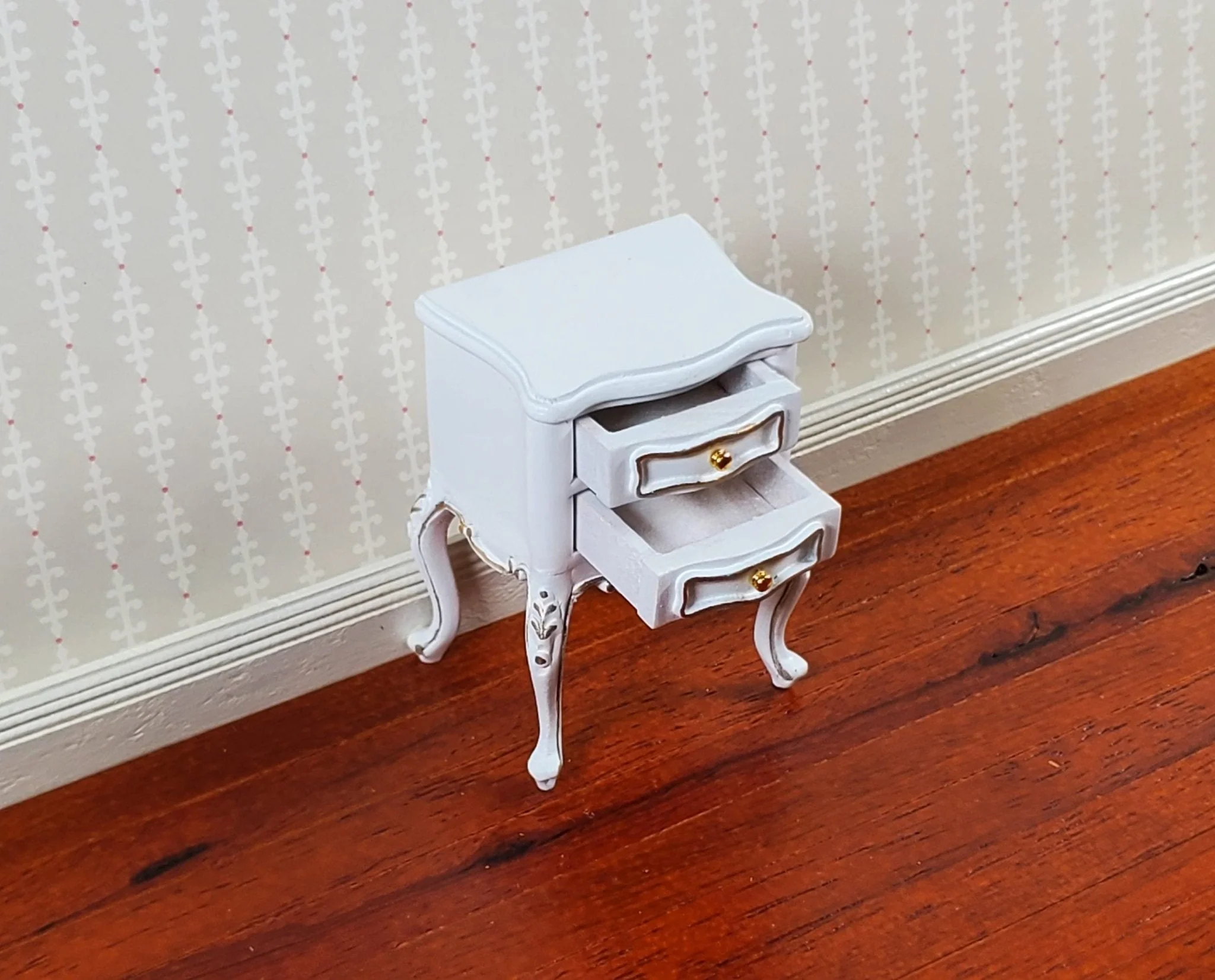 JBM Miniature Side Table or Nightstand White Gold 1:12 Scale Dollhouse Furniture - Image 4